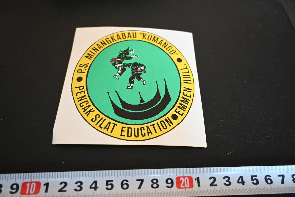 sticker Emmen P.S. Minangkabau KUMANGO Pencak silat Educatio, Ophalen, Zo goed als nieuw, Sticker