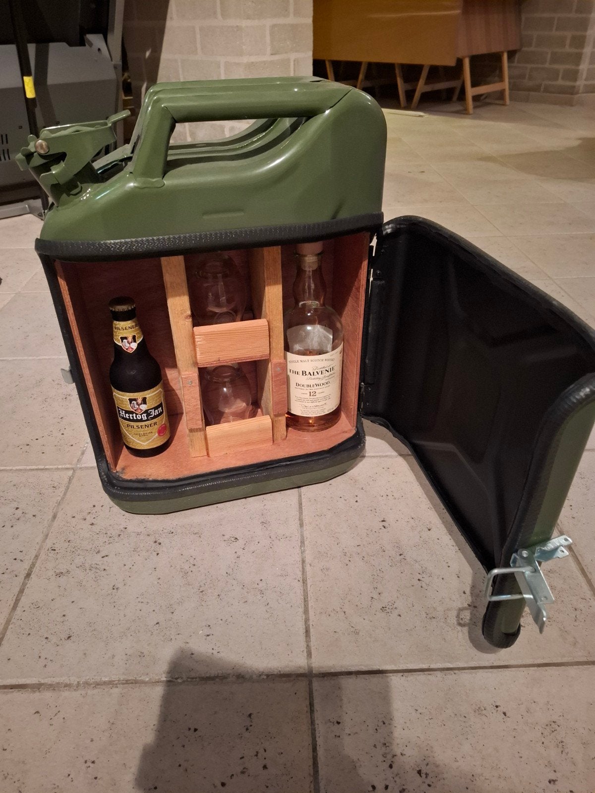 Jerrycan Bar - Draagbare Minibar, Groen, Gebruikt, Ophalen of Verzenden, Metaal