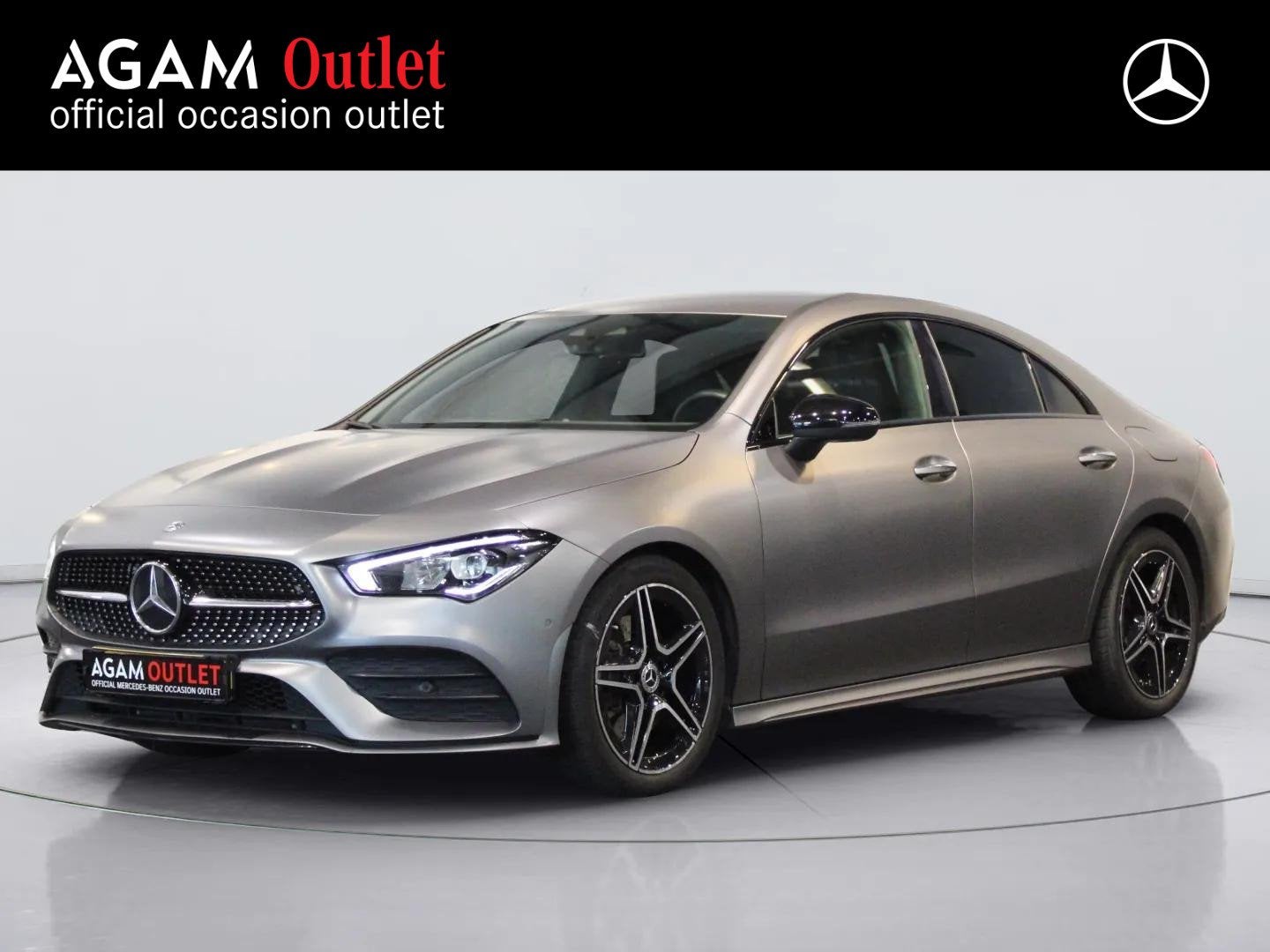 Mercedes-Benz CLA Coupé 200 Business Solution AMG, Sportstoelen, Gebruikt, 4 cilinders, Leder en Stof