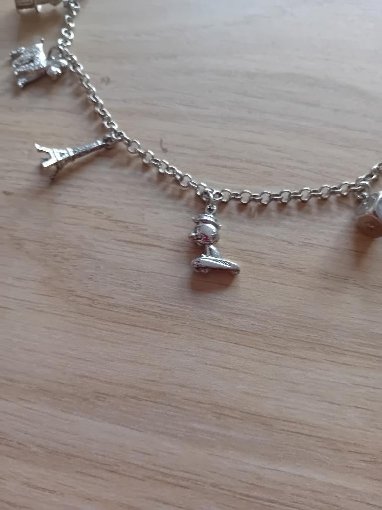 Ketting met 8 hangers, Met hanger, Ophalen of Verzenden, Zo goed als nieuw, Zilver