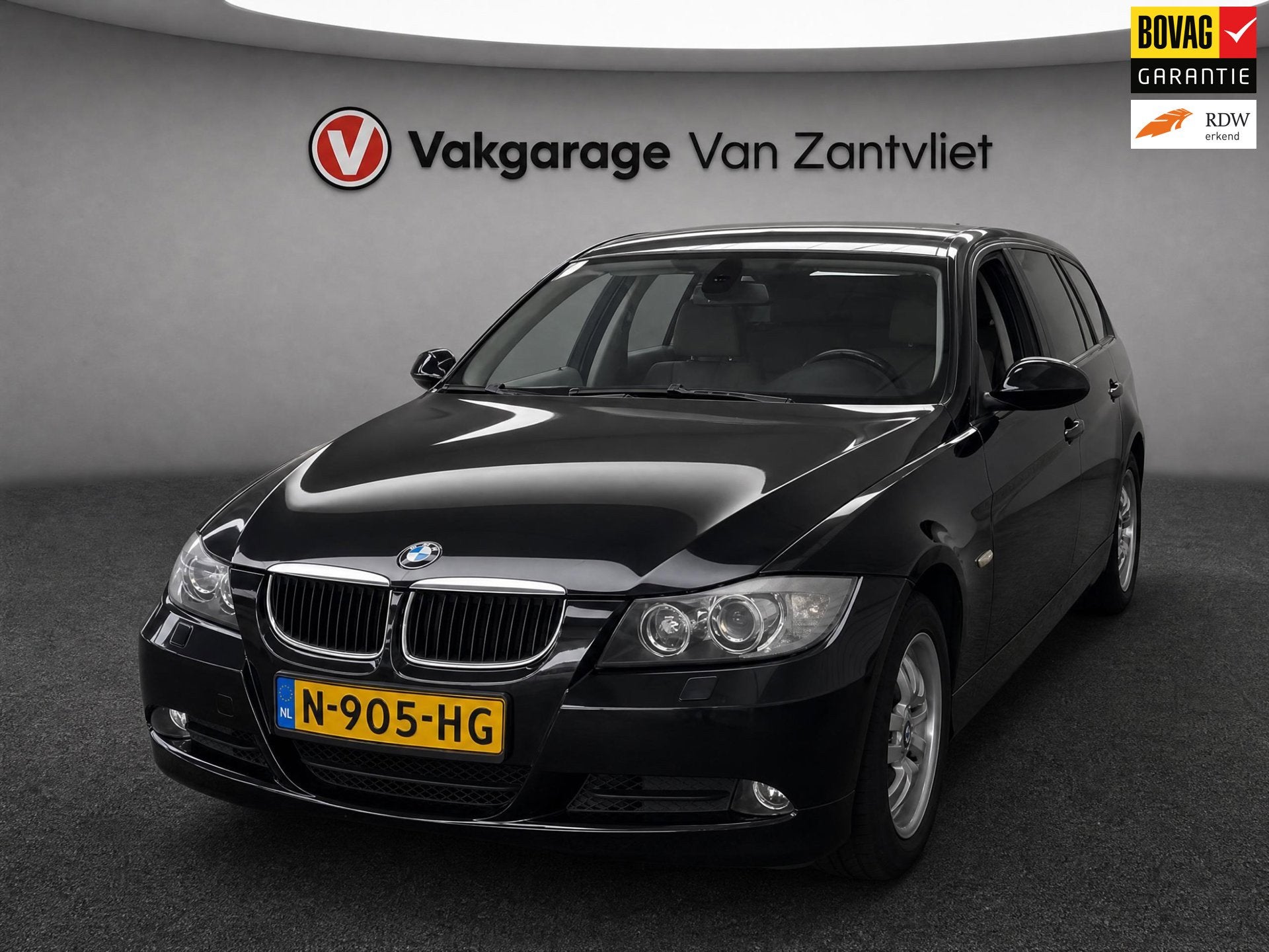 BMW 3-serie Touring 320i Export/handel, Auto's, 13 km/l, 12 maanden, Zwart, Handgeschakeld