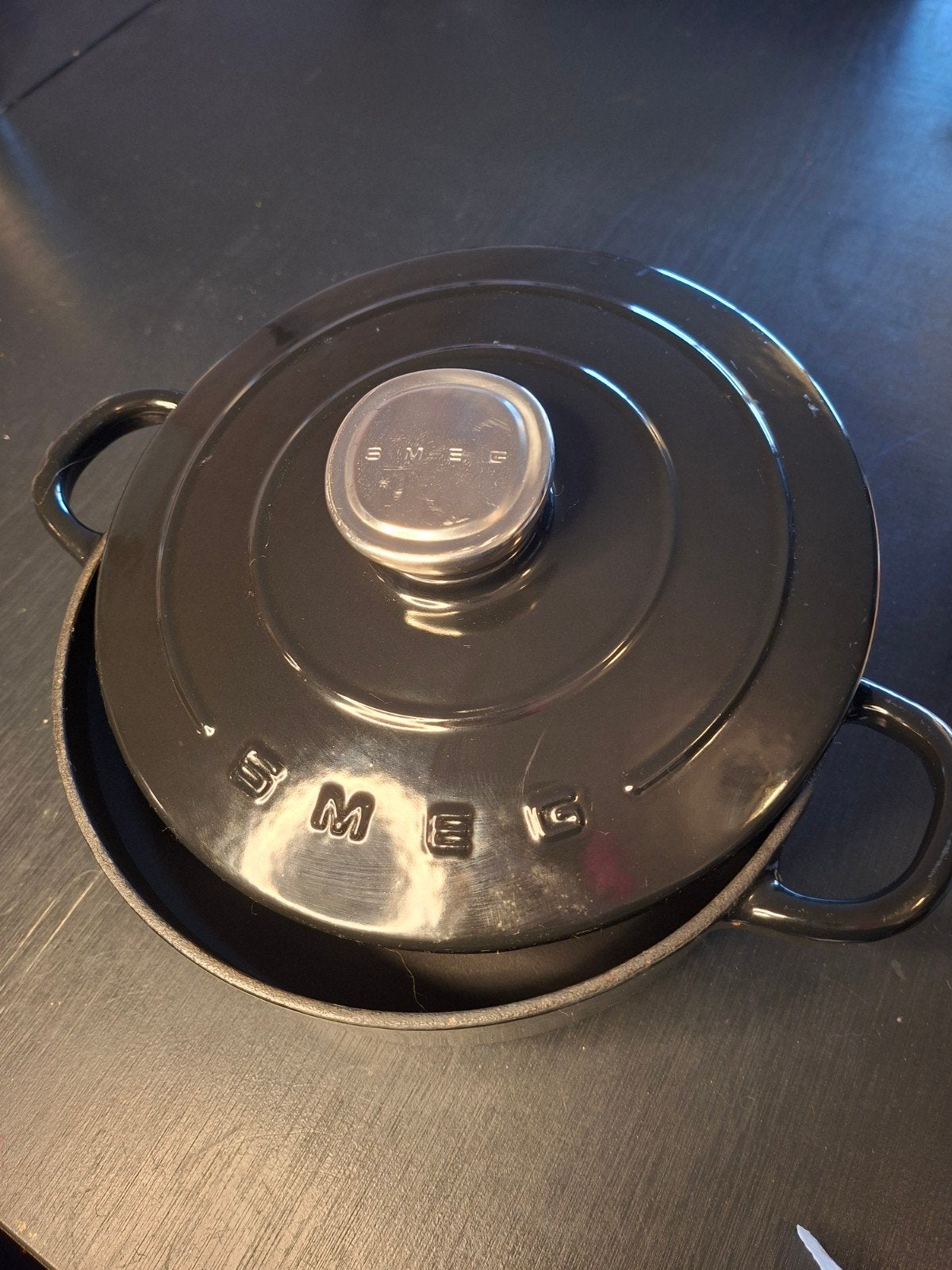SMEG Gietijzeren pan, Gietijzer, Ophalen of Verzenden, Zo goed als nieuw, Kookpan