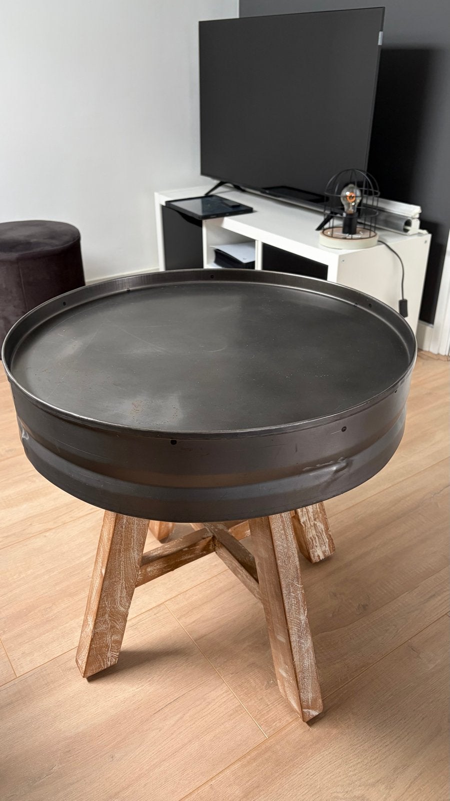 Industriële salontafel met houten onderstel, Huis en Inrichting, Ophalen, 50 – 75, 50 tot 100 cm, Rond