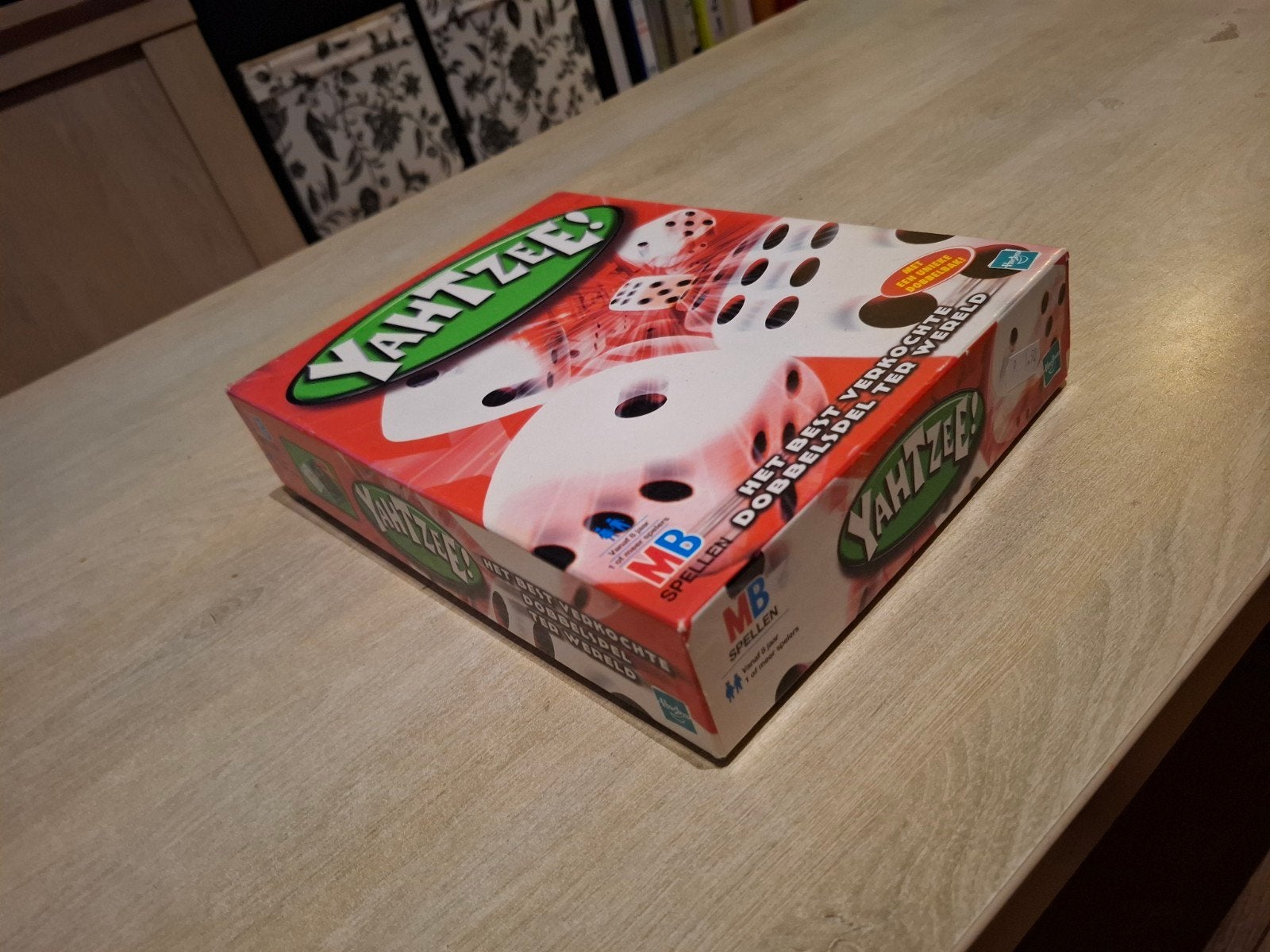 Yahtzee dobbelspel van MB Spellen, compleet, Hobby en Vrije tijd, Consumentenservice@hasbro.nl, Postbus 300, 3700 AH Zeist, Nederland