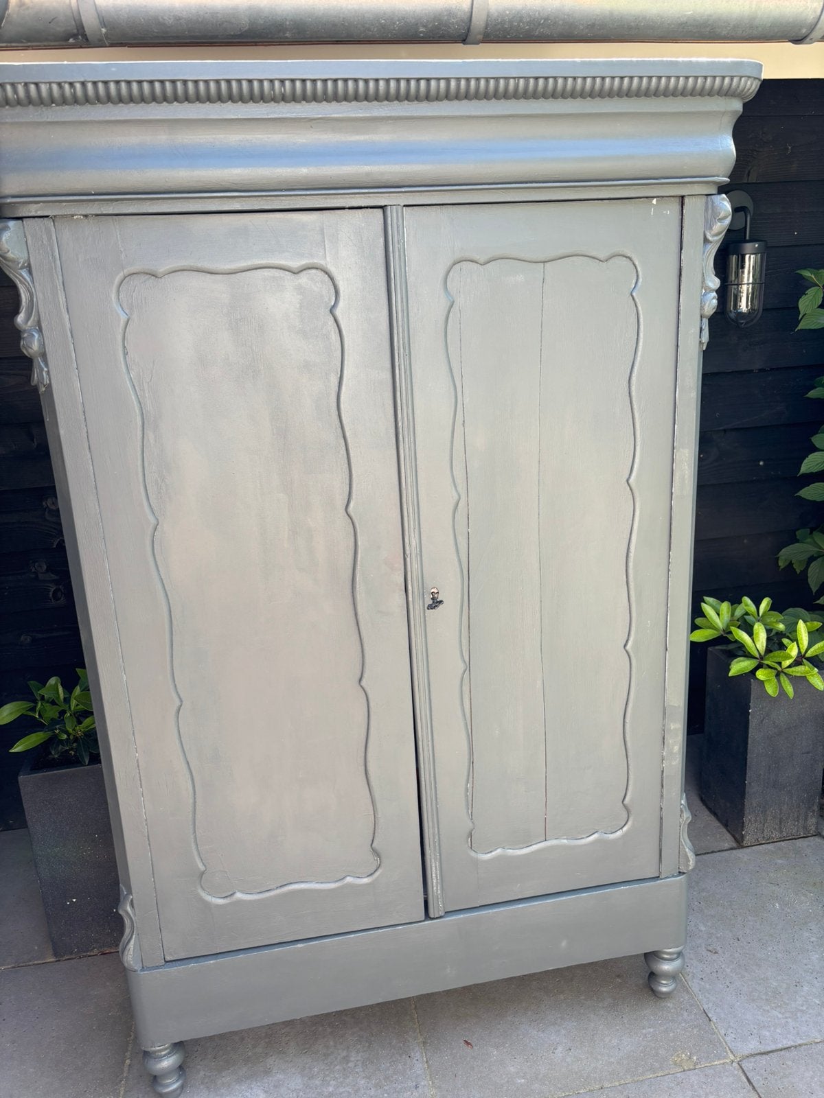 Leuke vintage grijze grenen houten Biedermeier meidenkast, Huis en Inrichting, Ophalen, Gebruikt, Vintage, 25 tot 50 cm