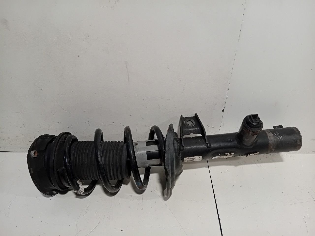 Veerpoot rechts voor Volkswagen Golf, Onderdelen@venauto.nl, Van der Ven Autorecycling B.V., Gebruikt, Ettenseweg 76, 4706 PB Roosendaal, The Netherlands