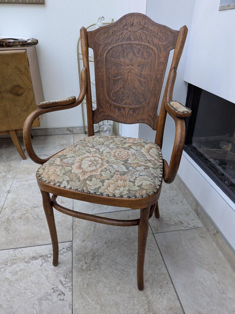 Armstoel 1900 renaissance-decor J. & J. Kohn, Wenen, Antiek en Kunst, Antiek | Meubels | Stoelen en Banken, Ophalen