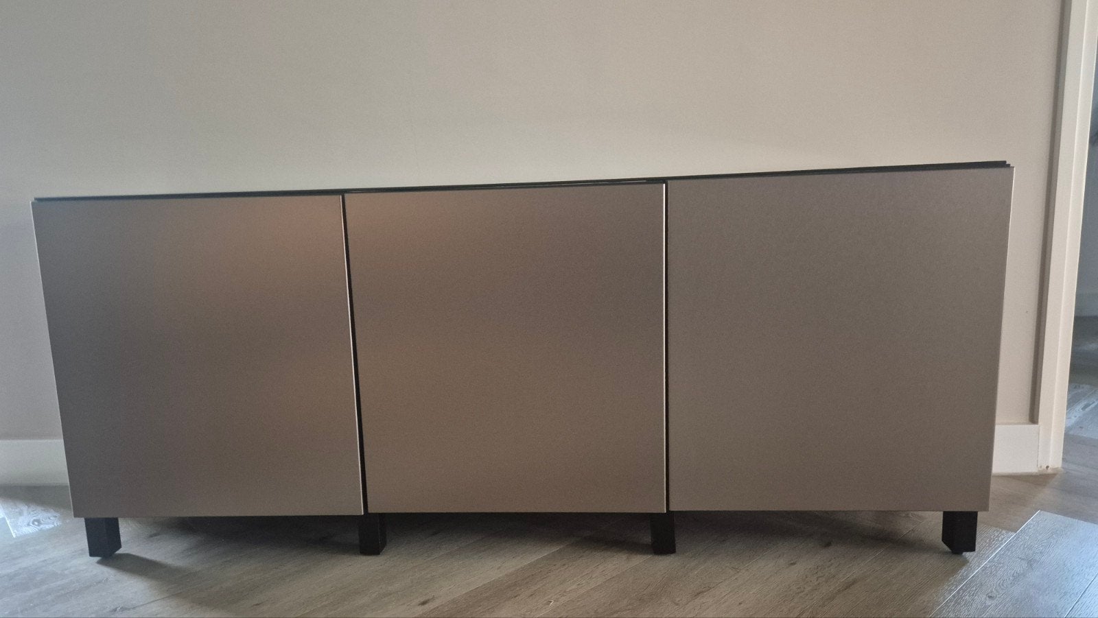 Ikea Besta dressoir / tv-meubel – RIKSVIKEN licht brons, Ophalen, 150 tot 200 cm, Modern, 25 tot 50 cm
