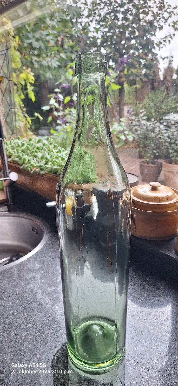Grote groene glazen fles - 50 cm hoog, Antiek en Kunst, Ophalen of Verzenden