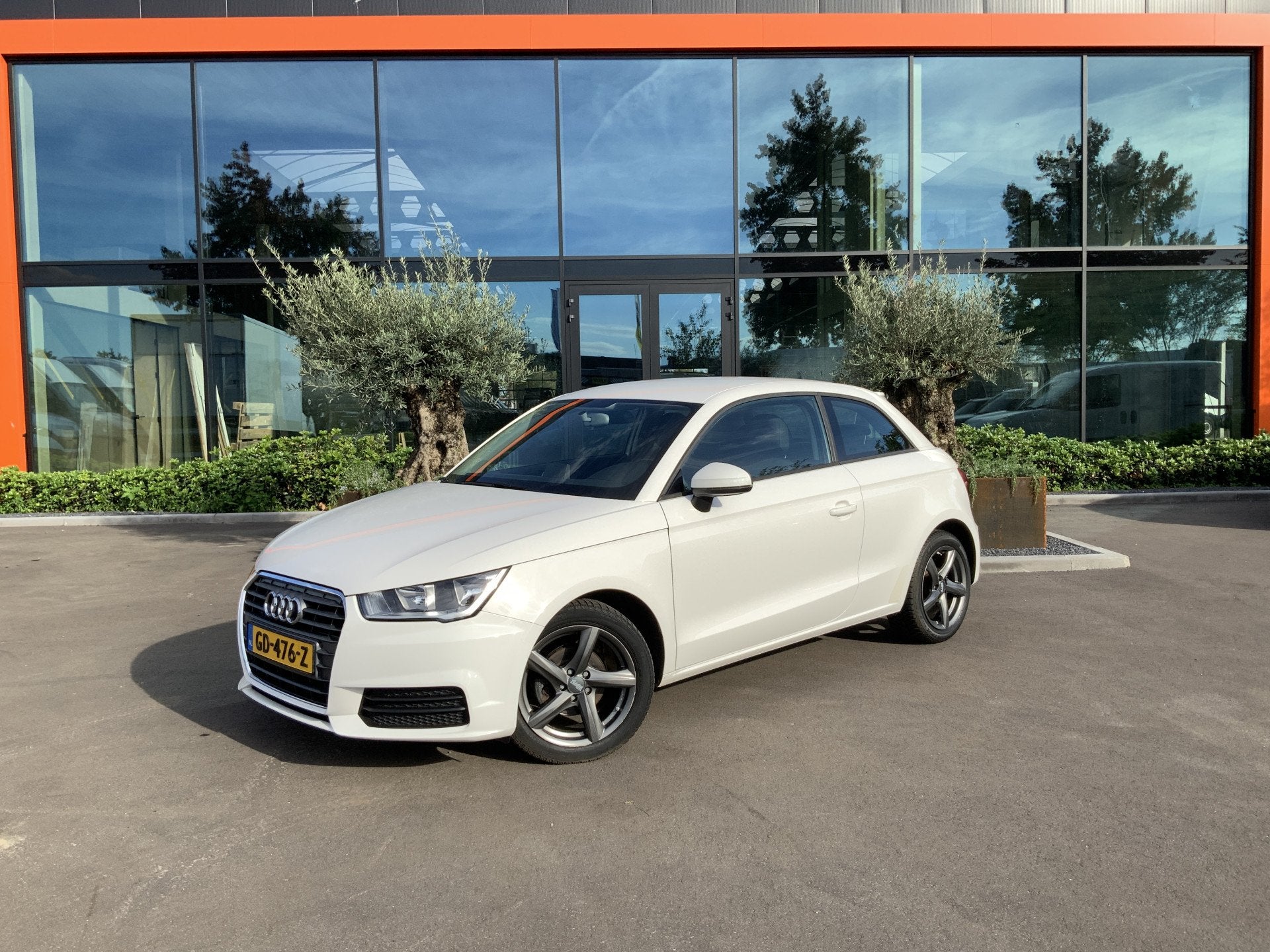 Audi A1 1.0 TFSI Pro Line Airco Cruise Navi Alu Velg Navi, Auto's, Voorwielaandrijving, Stof, Euro 6, 4 stoelen
