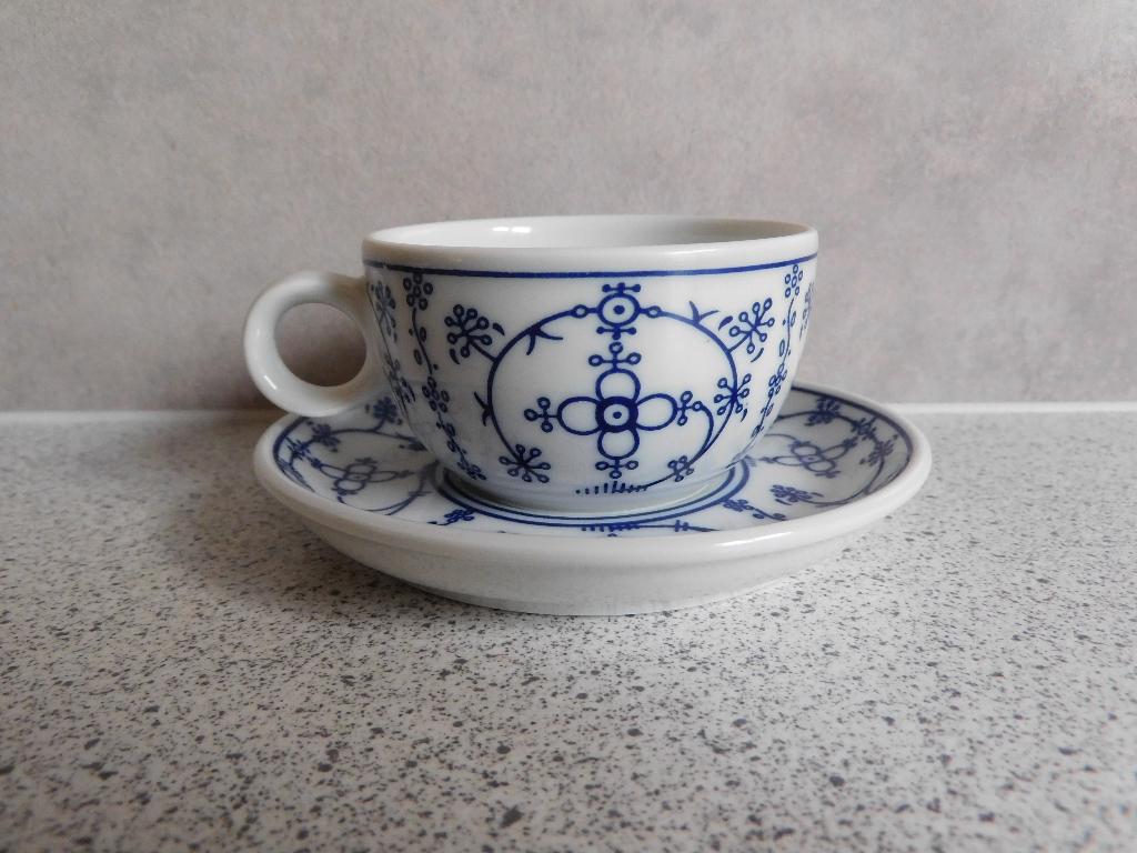Espresso Kop en schotel Bavaria Schonwald, Ophalen of Verzenden, Zo goed als nieuw, Overige stijlen, Kop(pen) en/of Schotel(s)