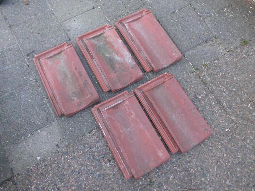 < Rheinland Dakpannen Migeon NF 5 Stuks Rood >, Gebruikt, Steen of Klei, Ophalen of Verzenden, Minder dan 5 m²