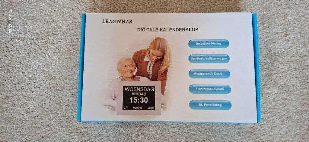 Digitale kalenderklok, Ophalen of Verzenden, Zo goed als nieuw, Digitaal, Staande klok