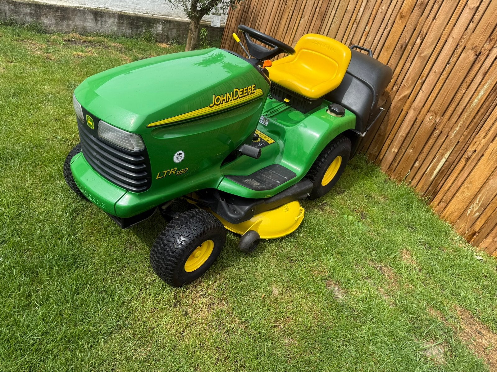 John deere ltr 180 zitmaaier, Ophalen of Verzenden, Gebruikt, Opvangbak, 90 tot 120 cm