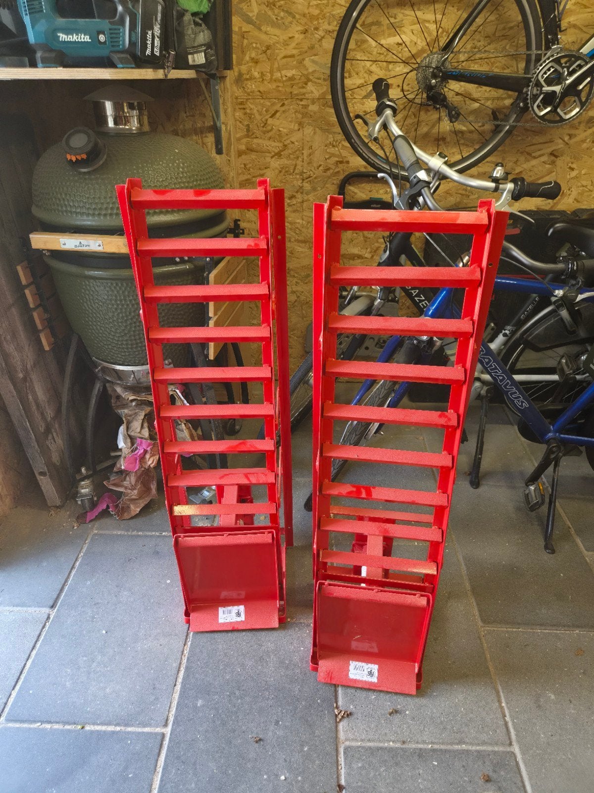 HJS Oprijbok met Krik - 2000kg Draagvermogen, Auto diversen, Ophalen of Verzenden, Zo goed als nieuw, Hydraulisch, Garagekrik