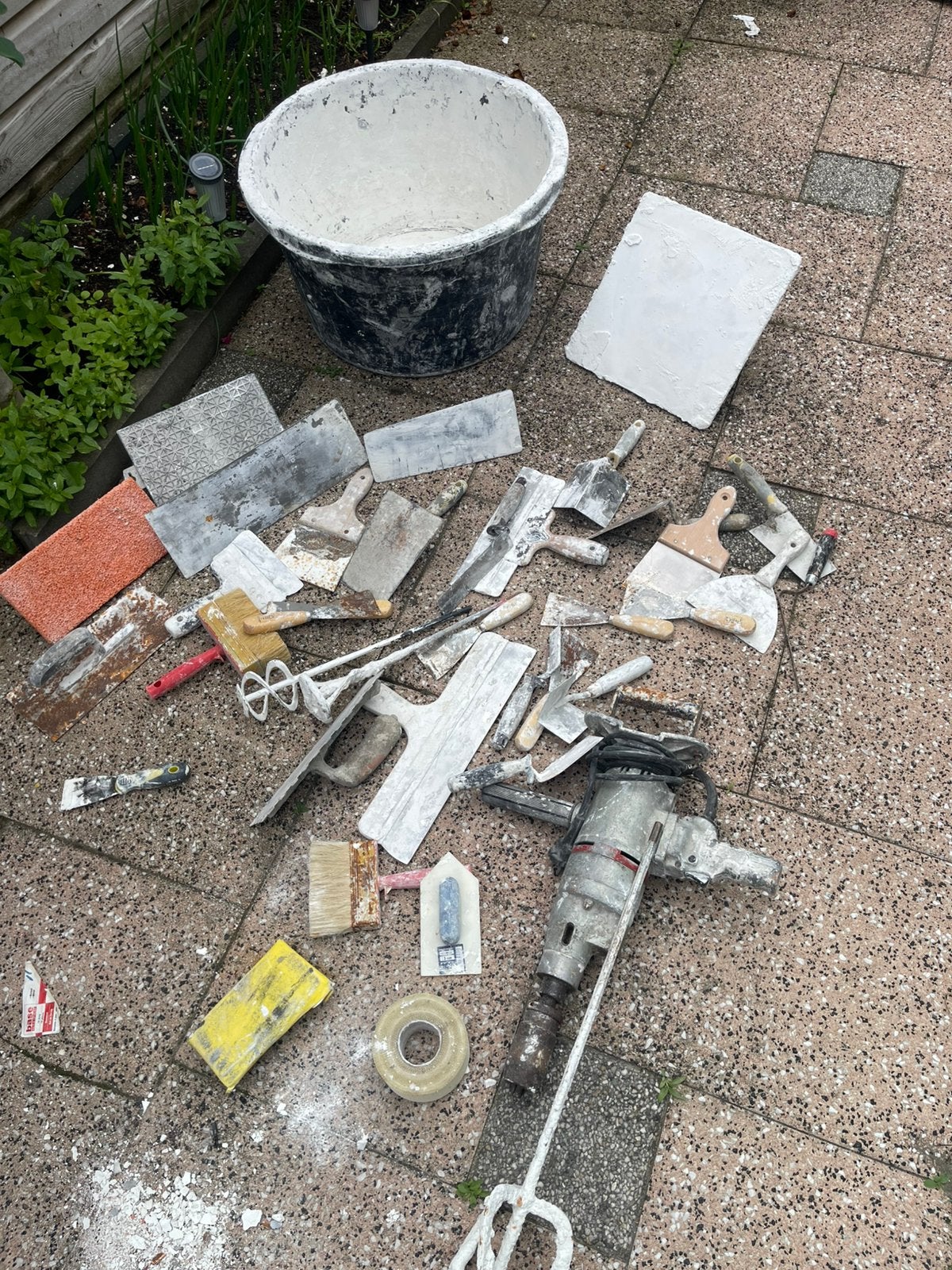 Gereedschap/materiaal voor verf en stukkendoor, Ophalen, Gebruikt, Wit, Verf