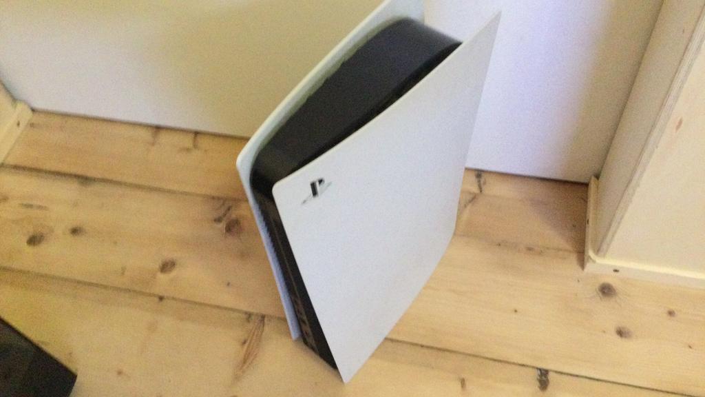 PlayStation 5 met zwarte controller 770 gb, Spelcomputers en Games, Spelcomputers | Sony PlayStation 5, Ophalen, Zo goed als nieuw