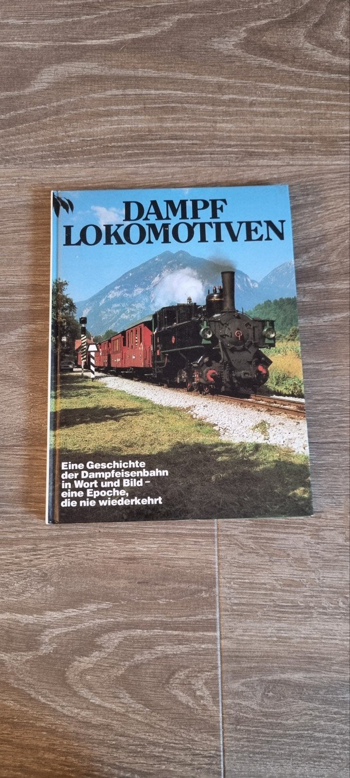 boek over DAMPFLOKOMOTIVEN, Ophalen of Verzenden, Nieuw, Trein, Boek of Tijdschrift
