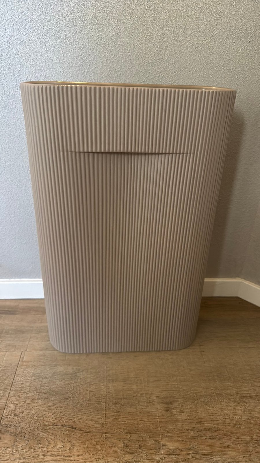 Muuto Ridge vaas, Huis en Inrichting, Ophalen, Zo goed als nieuw