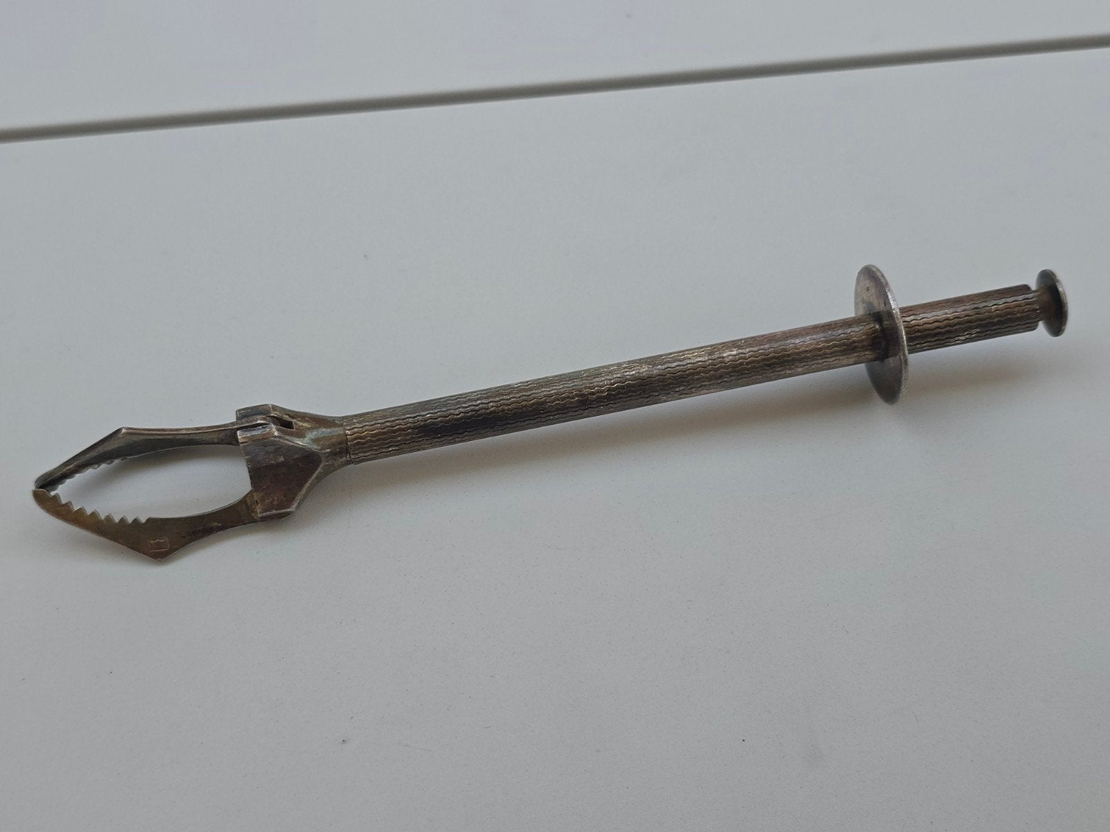 Vintage Franse verzilverde serveertang officiële stempel €29, Antiek en Kunst, Antiek | Goud en Zilver, Ophalen of Verzenden, Zilver