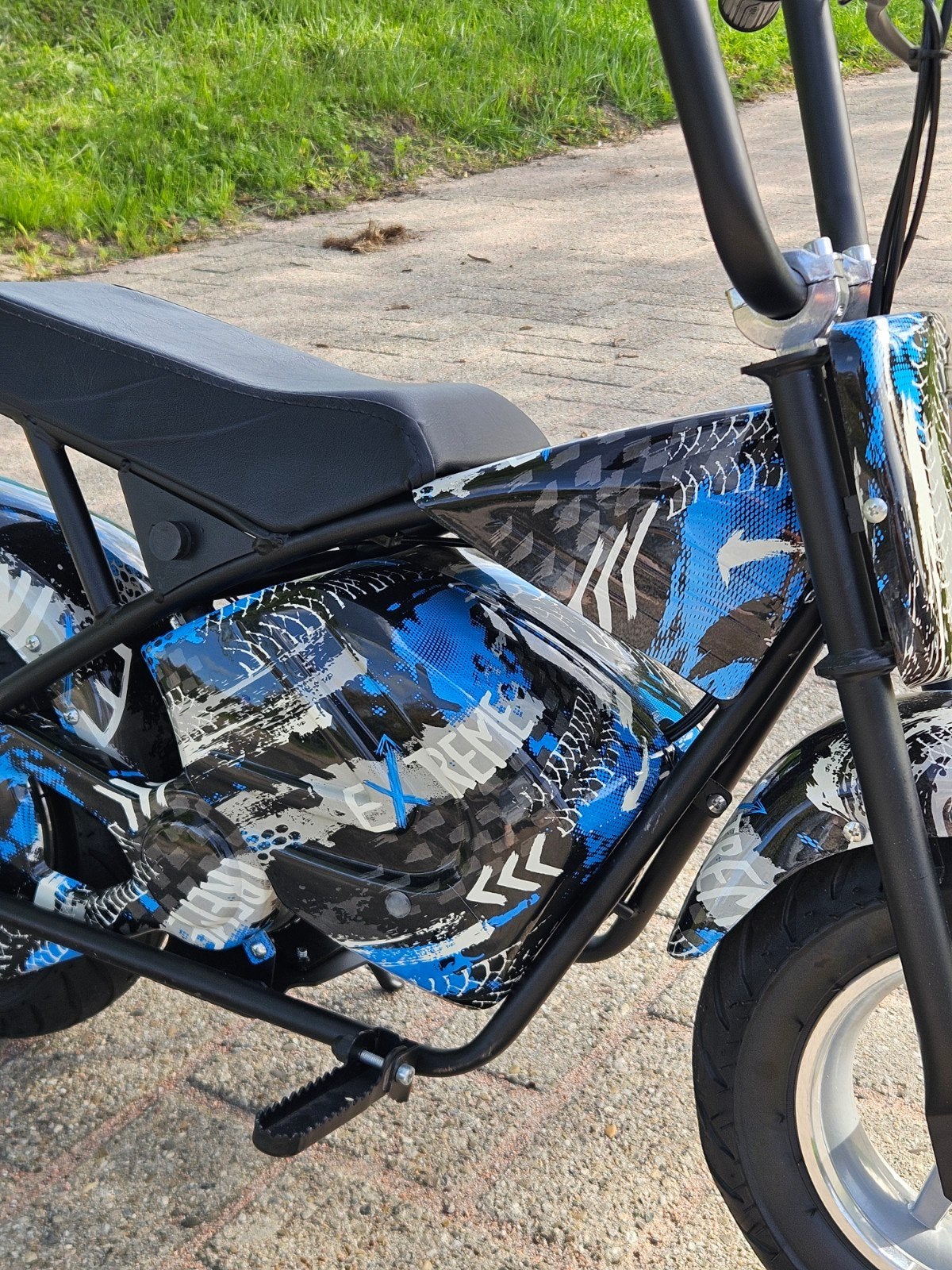 Mini Dirtbike - Elektrisch - Blauw/Zwart Camouflage, Ophalen, Onbekend, Zo goed als nieuw, Schijfrem