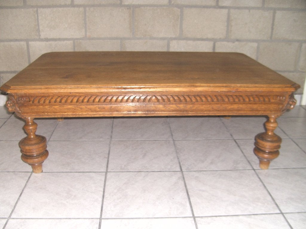 Vintage antiek houten salontafel met apart houtsnijwerk, Ophalen
