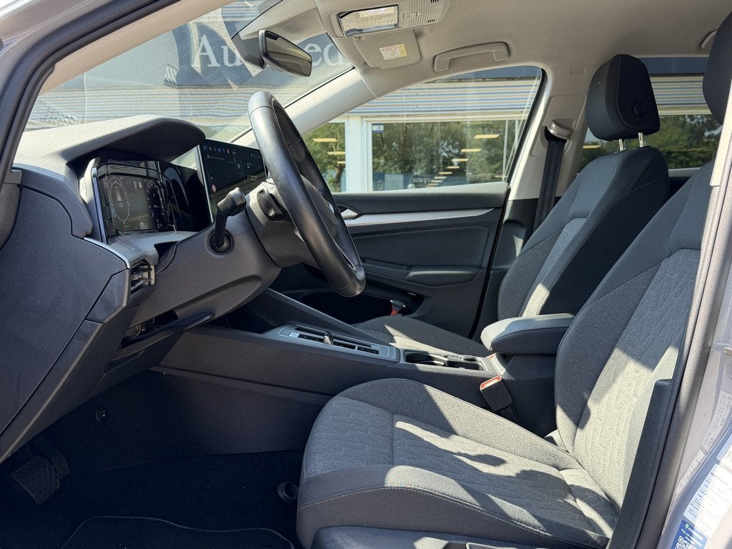 Volkswagen Golf 1.5 eTSI Life Edition | Facelift | Camera |, Auto's, Stof, 4 cilinders, Met garantie (alle), 116 pk