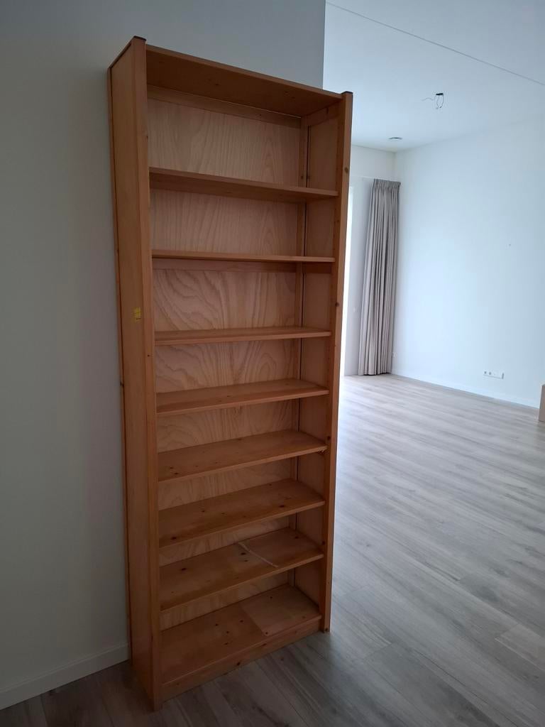 Houten Boekenkast met 7 Planken - Gebruikt, Ophalen, Met plank(en), Gebruikt, Klassiek, functioneel