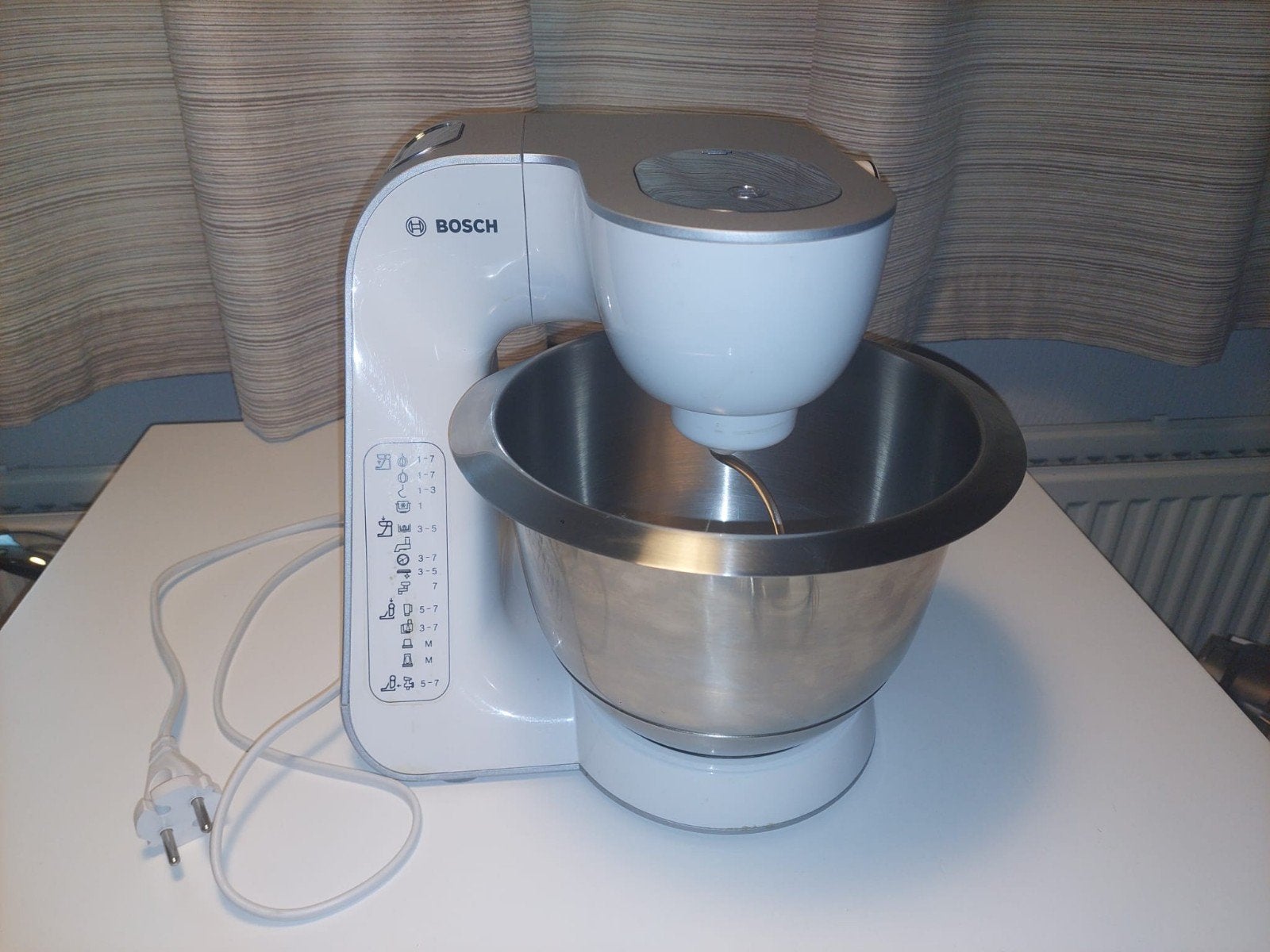 Bosch MUM5 Keukenmachine met accessoires, Gebruikt, Ophalen of Verzenden, Vaatwasserbestendig, 3 snelheden of meer