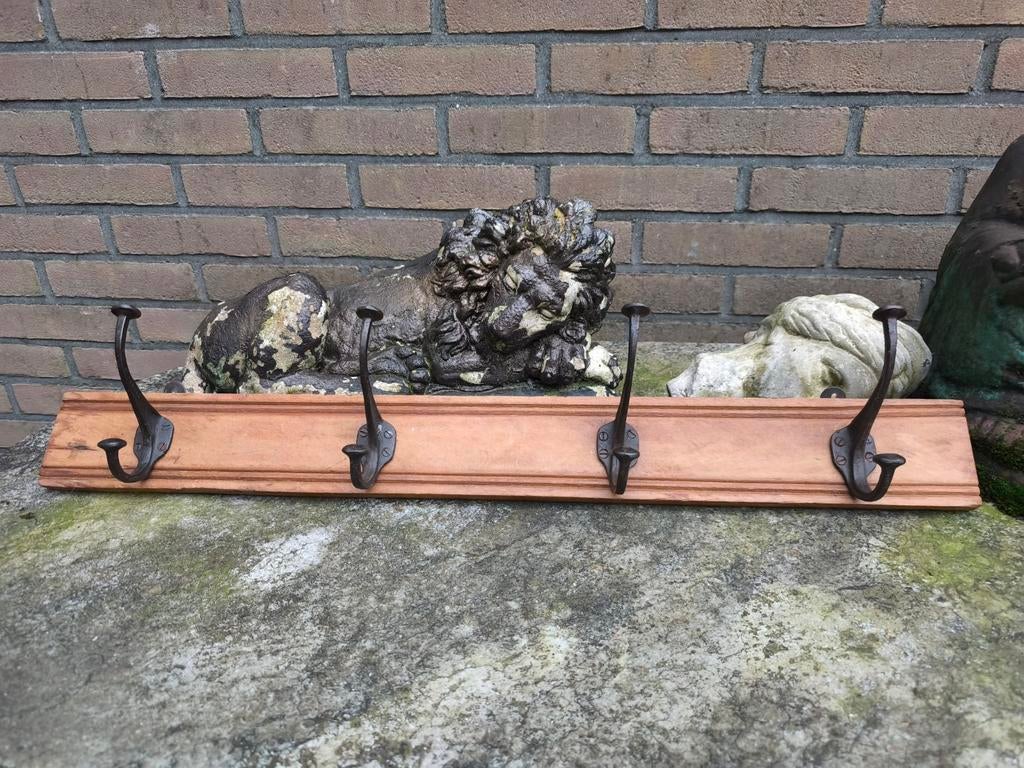 Antieke brocante wandkapstok met 4 haken - 75 cm breed, Huis en Inrichting, Woonaccessoires | Kapstokken, Wandkapstok, Gebruikt