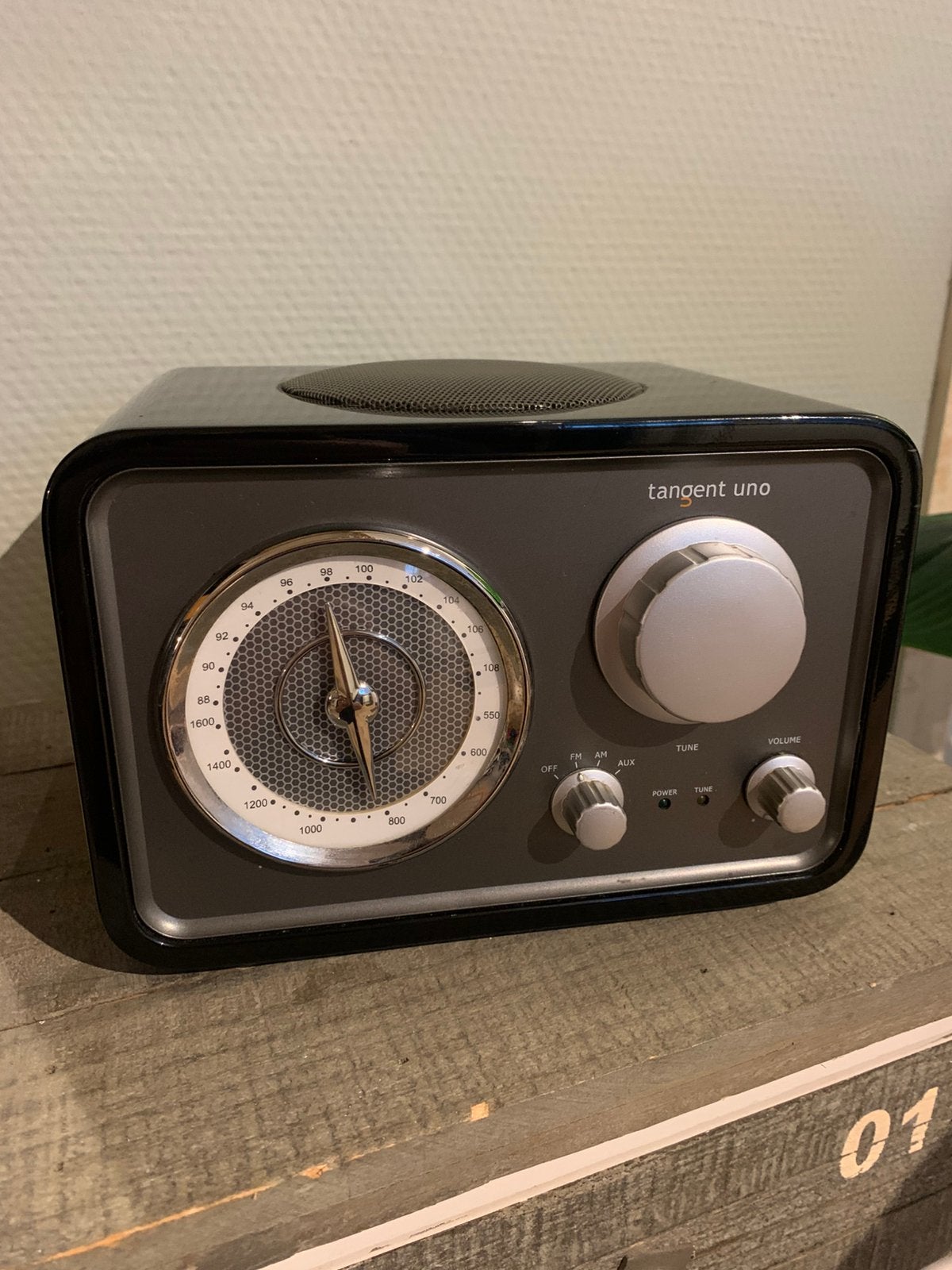 Tangent uno FM/ AM  / AUX radio, Ophalen of Verzenden, Gebruikt, Radio