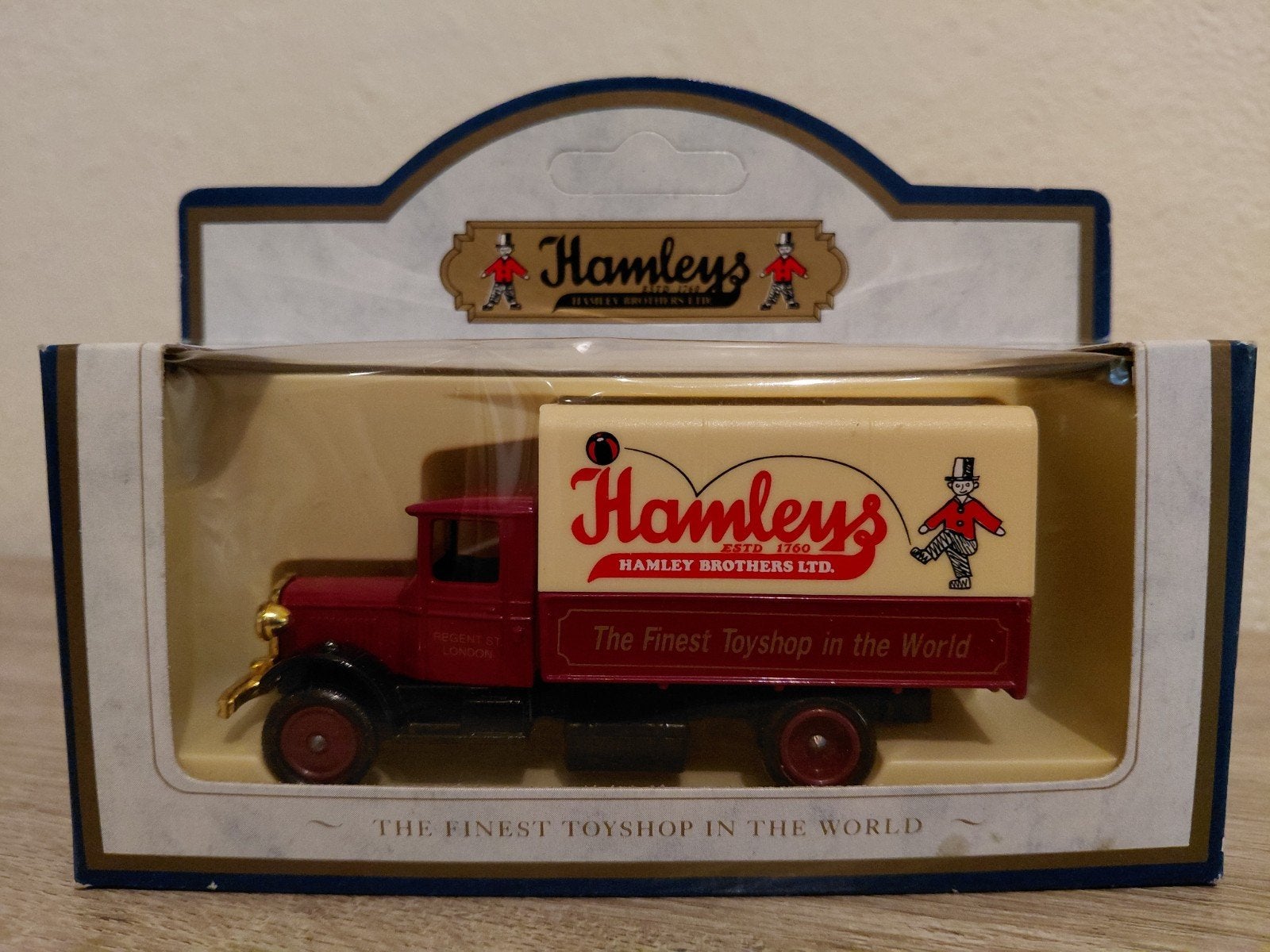 'Hamleys' 1934 Mack Canvas Back Truck, Verzenden, Nieuw, Groter dan 1:32, Overige merken