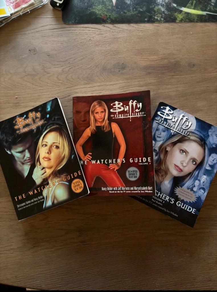 Complete serie: Buffy The Watcher’s Guide, Ophalen of Verzenden, Zo goed als nieuw