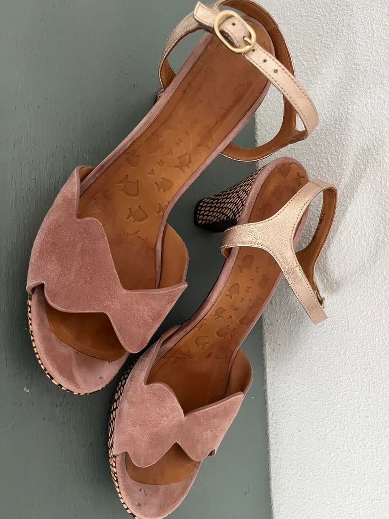 Chie Mihara maat 42, Kleding | Dames, Schoenen, Overige kleuren, Ophalen of Verzenden, Zo goed als nieuw, Schoenen met hoge hakken