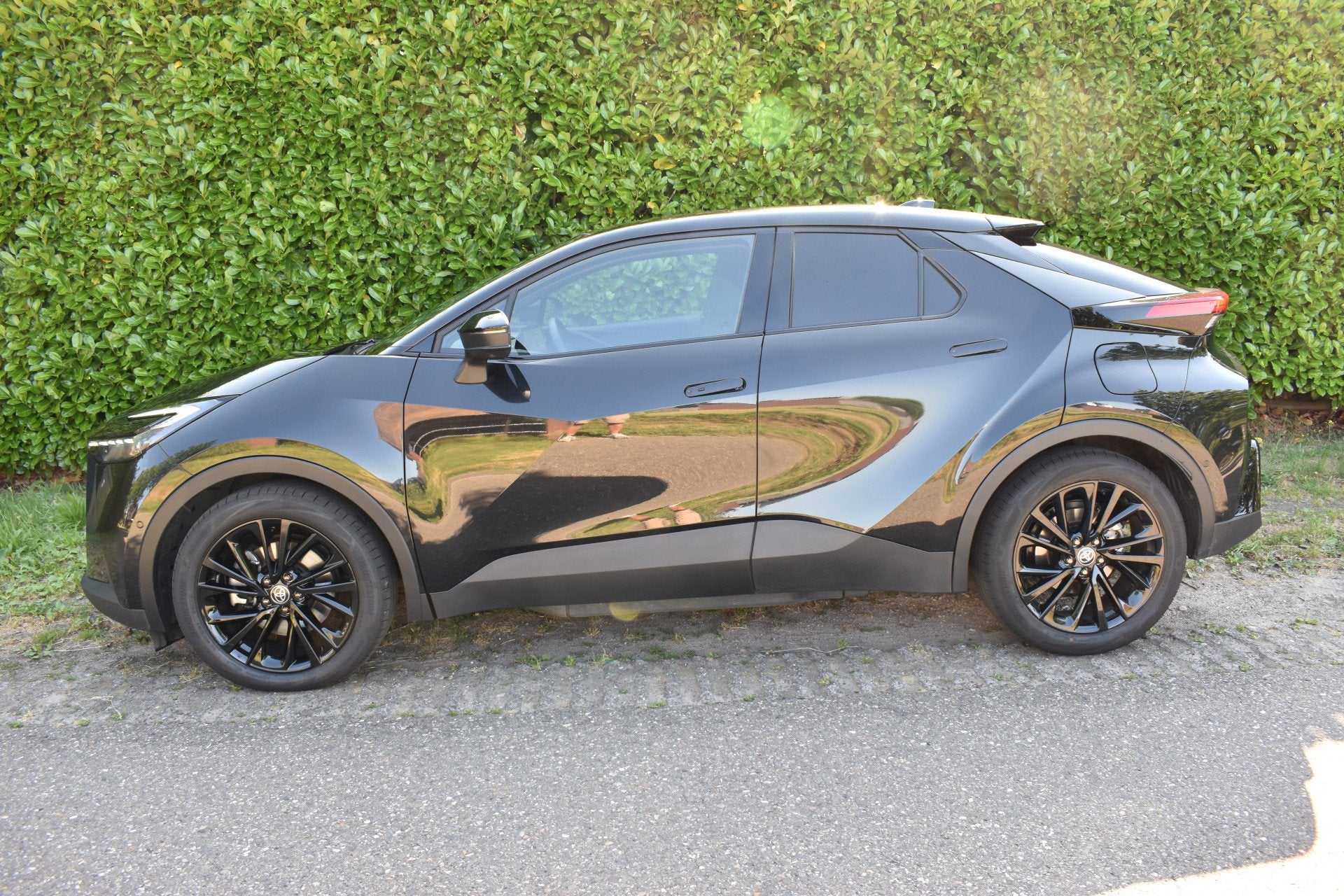 Toyota C-HR 2.0 Plug-in Hybrid 220 GR SPORT PANO FULL!, Auto's, Toyota, Automatische klimaatregeling, Euro 6, 4 cilinders, Zwart