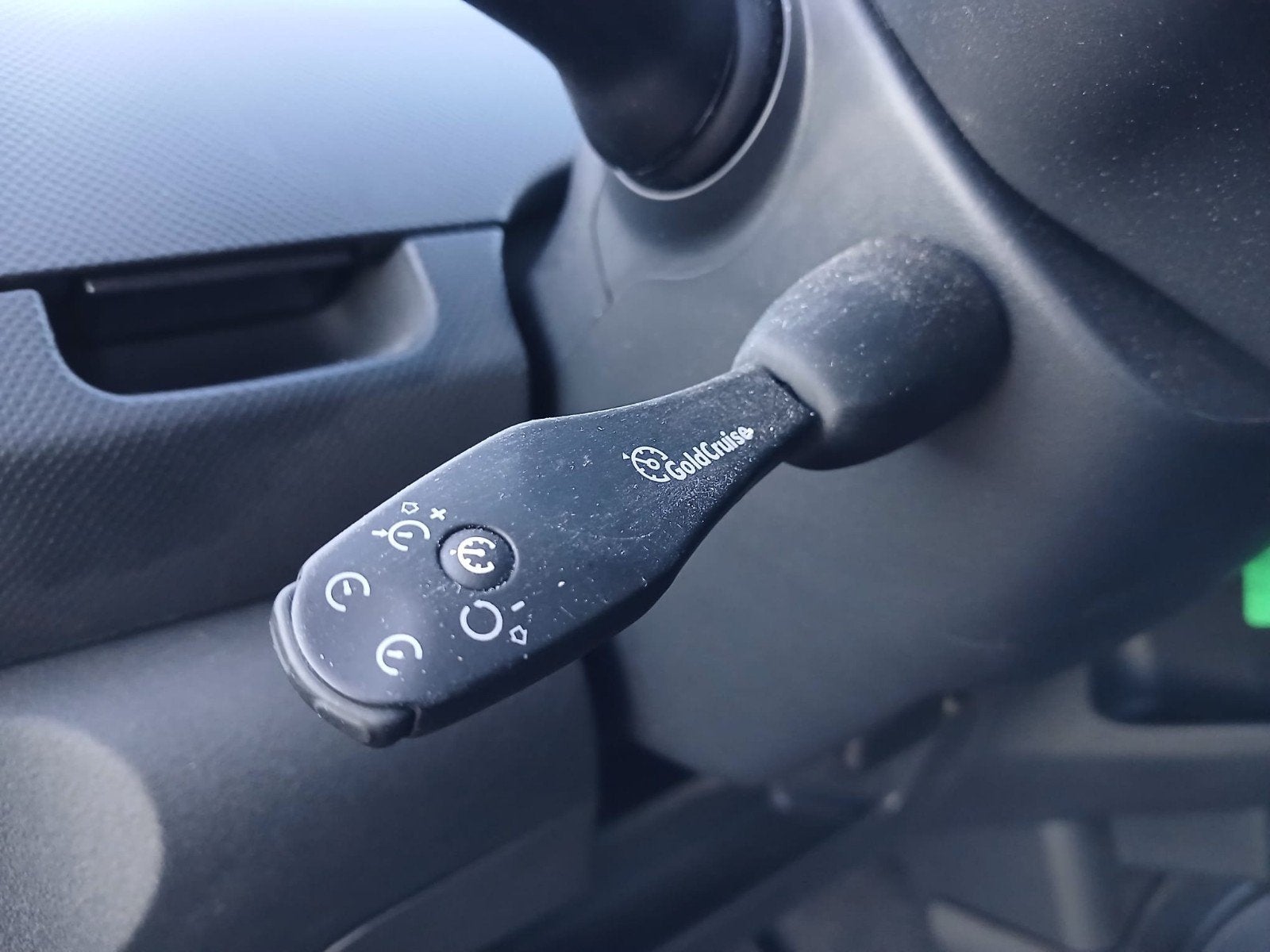 Foto 16 van Toyota Yaris 1.3 16V AIRCO 5 deurs NIEUW APK