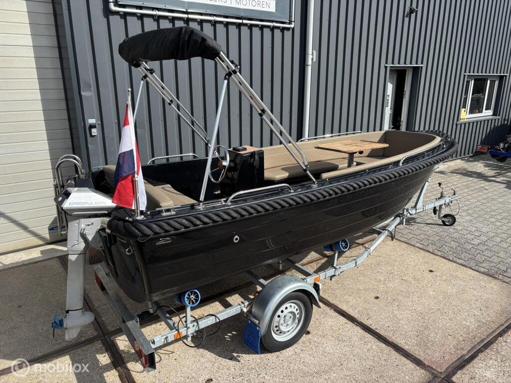 Amigo 470 elektrische sloep walstroom, Watersport en Boten, Elektrisch, Buitenboordmotor