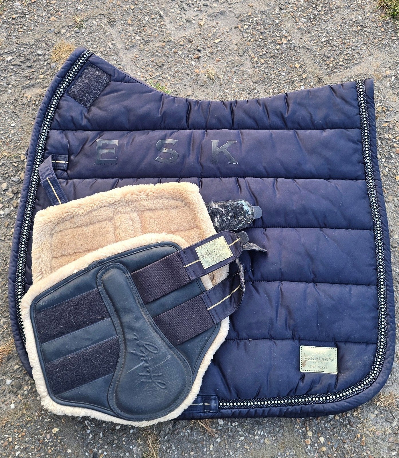 Eskadron set. Full dekje en beschermers., Dressuurdekje, Eskadron, Blauw, Glitter