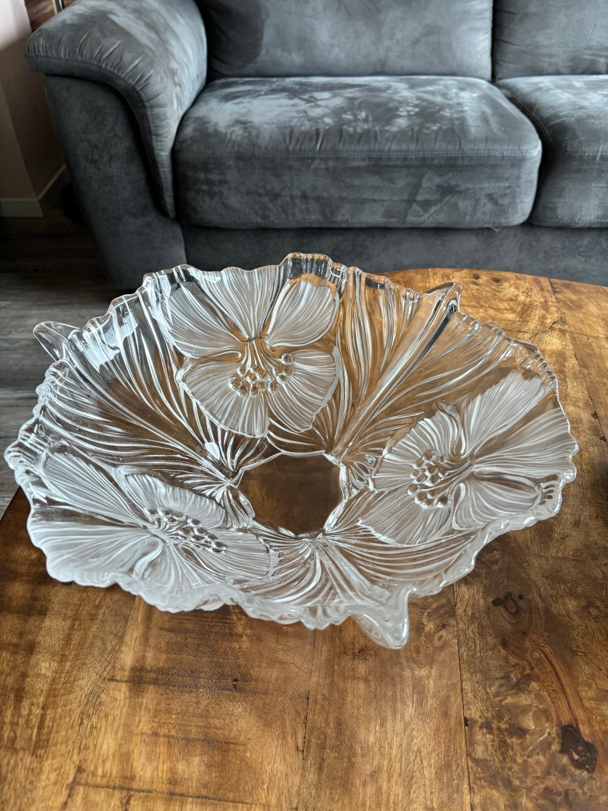 Vintage Walther Glas Mikasa Hibiscus Frost Kristallen Schaal, Antiek en Kunst, Antiek | Glas en Kristal, Ophalen