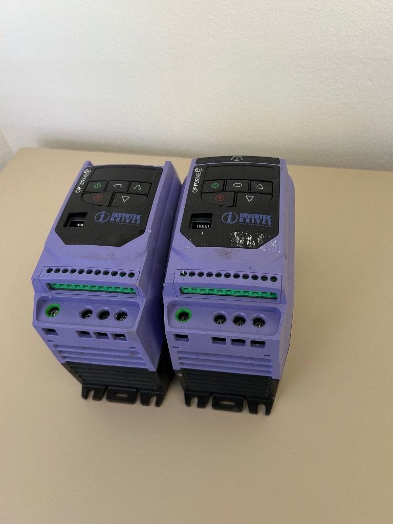 :Invertek Optidrive E2 1,5kW Frequentieregelaar 230V, Ophalen of Verzenden, Gebruikt