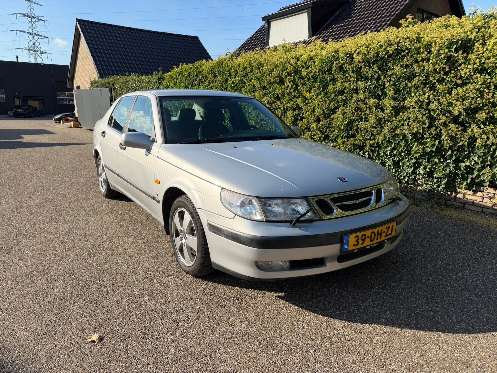 Saab 9-5 2.0 T AUT 1999 Grijs apk nieuw, Auto's, 1800 kg, 4 cilinders, Particulier, Sedan