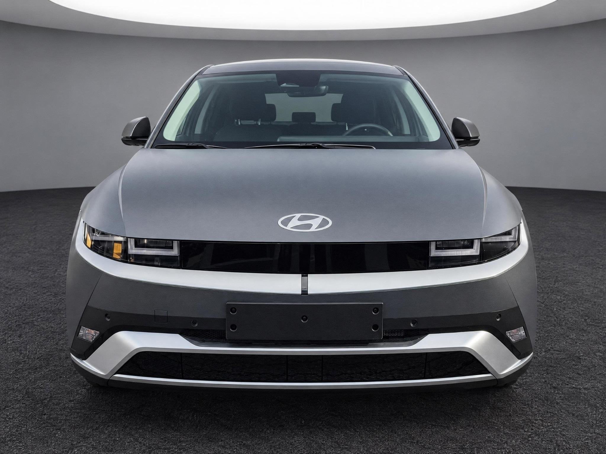 Hyundai IONIQ 5 Standard Range Pure Edition 63 kWh | Stoel/S, Auto's, Dealer onderhouden, Achterwielaandrijving, IONIQ 5, 63 kWh