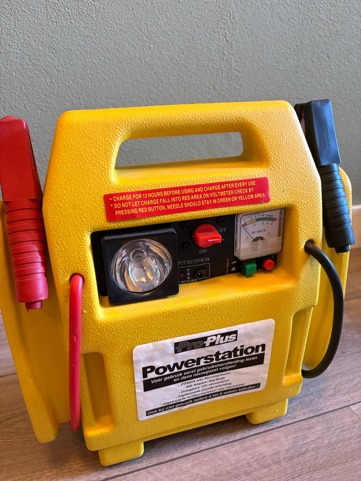 Pro-Plus Powerstation Startbooster met Compressor, Ophalen of Verzenden, Gebruikt
