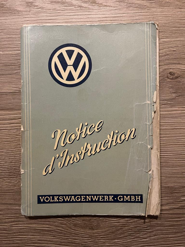 Franstalige VW Brilkever handleiding uit 1951, Boeken, Auto's | Boeken, Gelezen, Volkswagen, Ophalen of Verzenden