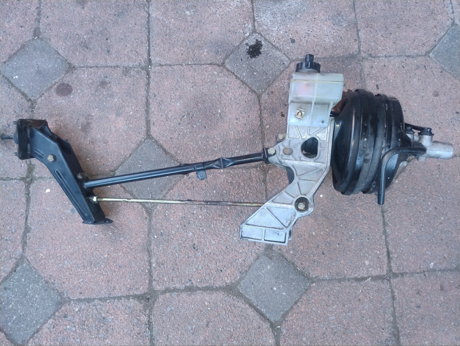 BMW e32 e34 v8 brake booster, Ophalen, Gebruikt, BMW