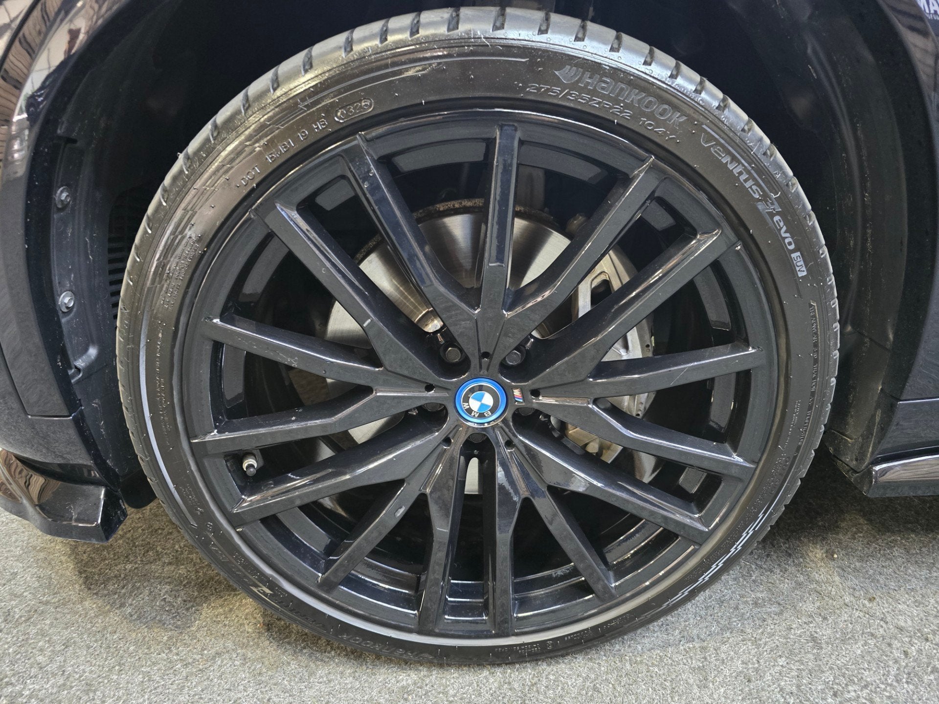 BMW X5 XDrive50e Launch Edition M-Sport Sky Lounge Maxton Pa, Auto's, Dealer onderhouden, Gebruikt, 2395 kg, Zwart