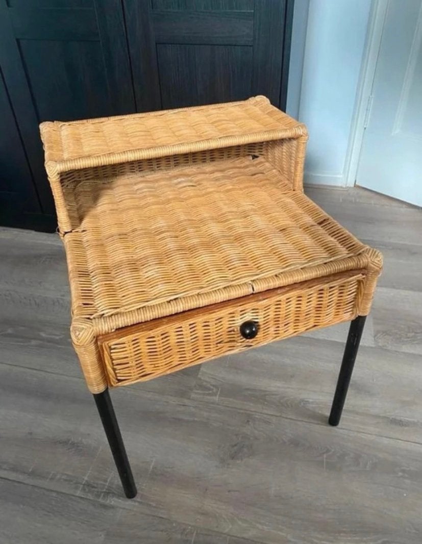 Kastje Tafeltje Bedside table, Ophalen, Zo goed als nieuw, Minder dan 45 cm