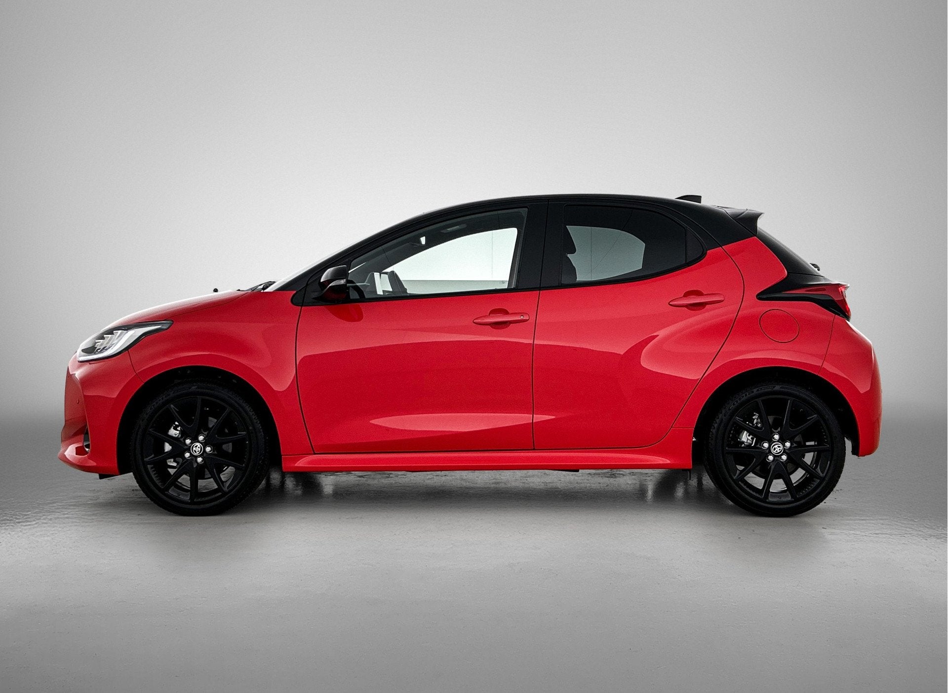 Toyota Yaris 1.5 Hybrid 130 Launch Edition | Parkeersensoren, Auto's, 12 maanden, 450 kg, Gebruikt, 23 km/l