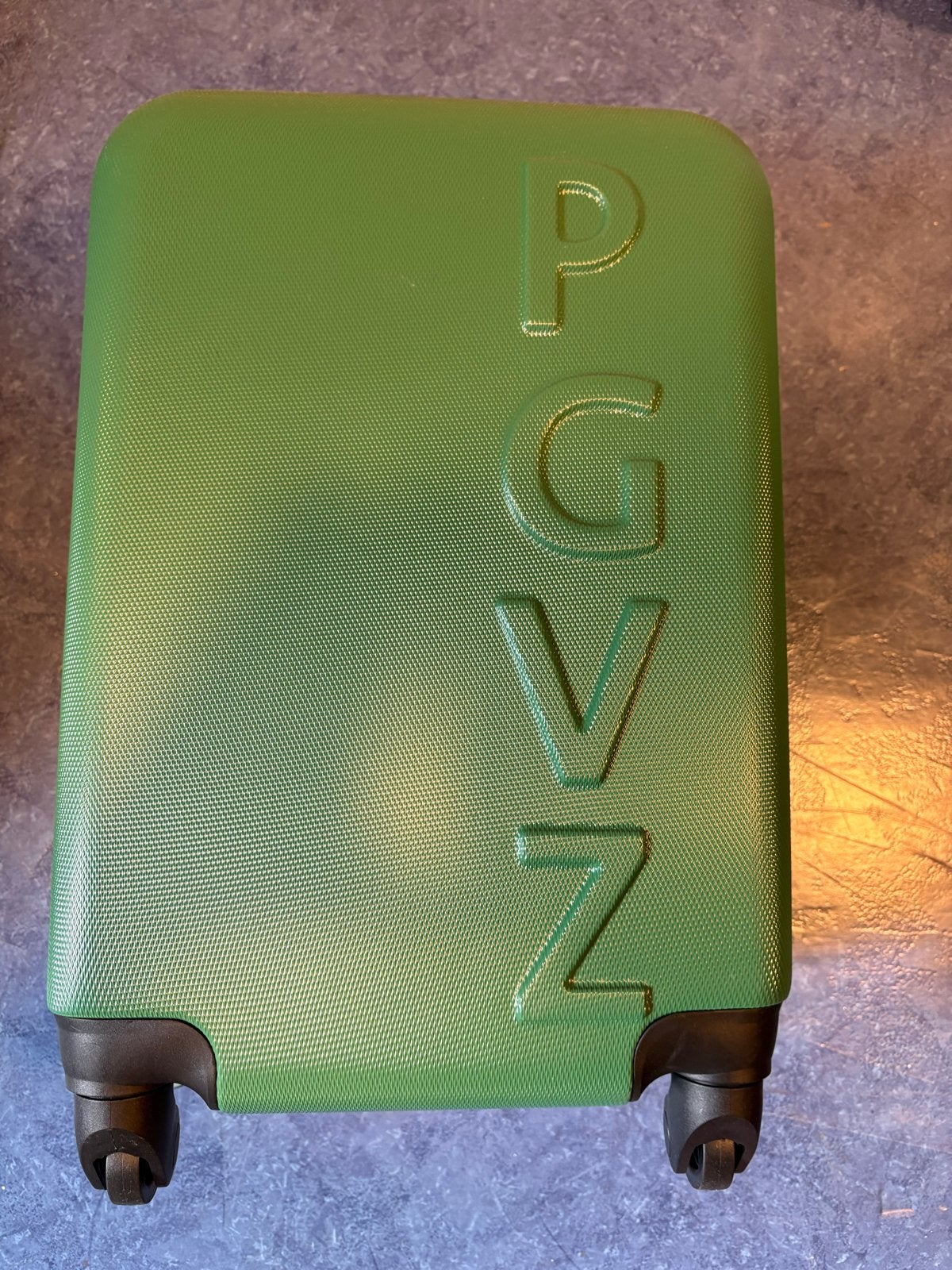 2x Groene PGVZ Handbagage Koffer met Wieltjes, Ophalen, 40 tot 60 cm, 20 tot 30 cm, Zo goed als nieuw