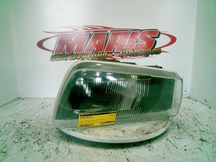 Koplamp rechts van een Peugeot 505, Gebruikt, -, -, Ophalen of Verzenden